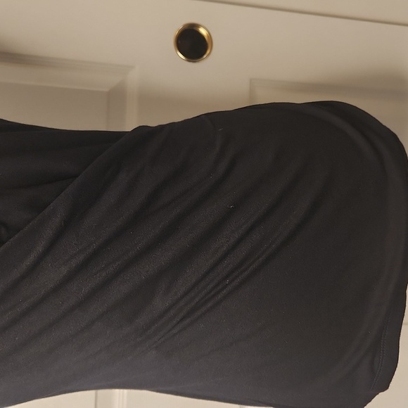 IMAN Women's Black Cap Sleeve Criss-Cross Wrap Neckline Top Size S - Picture 4 of 10